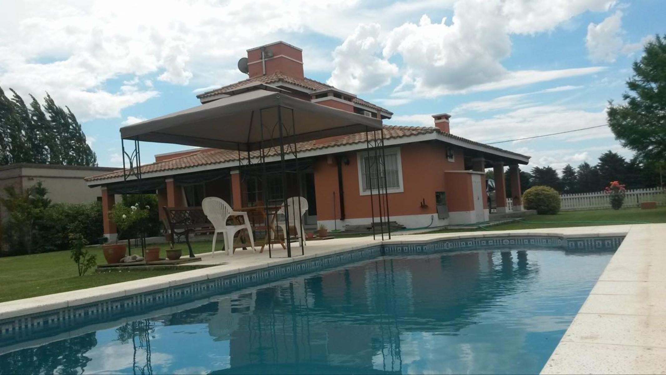 HERMOSO CHALET EN BARRIO PRIVADO AERO COUNTRY CLUB — foto 12