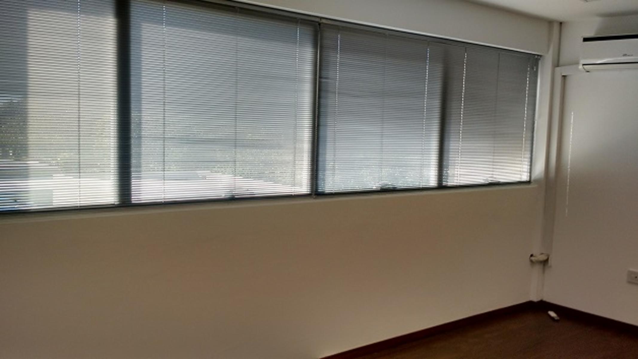 OFICINA EN ALQUILER ZONA NORTE - 8
