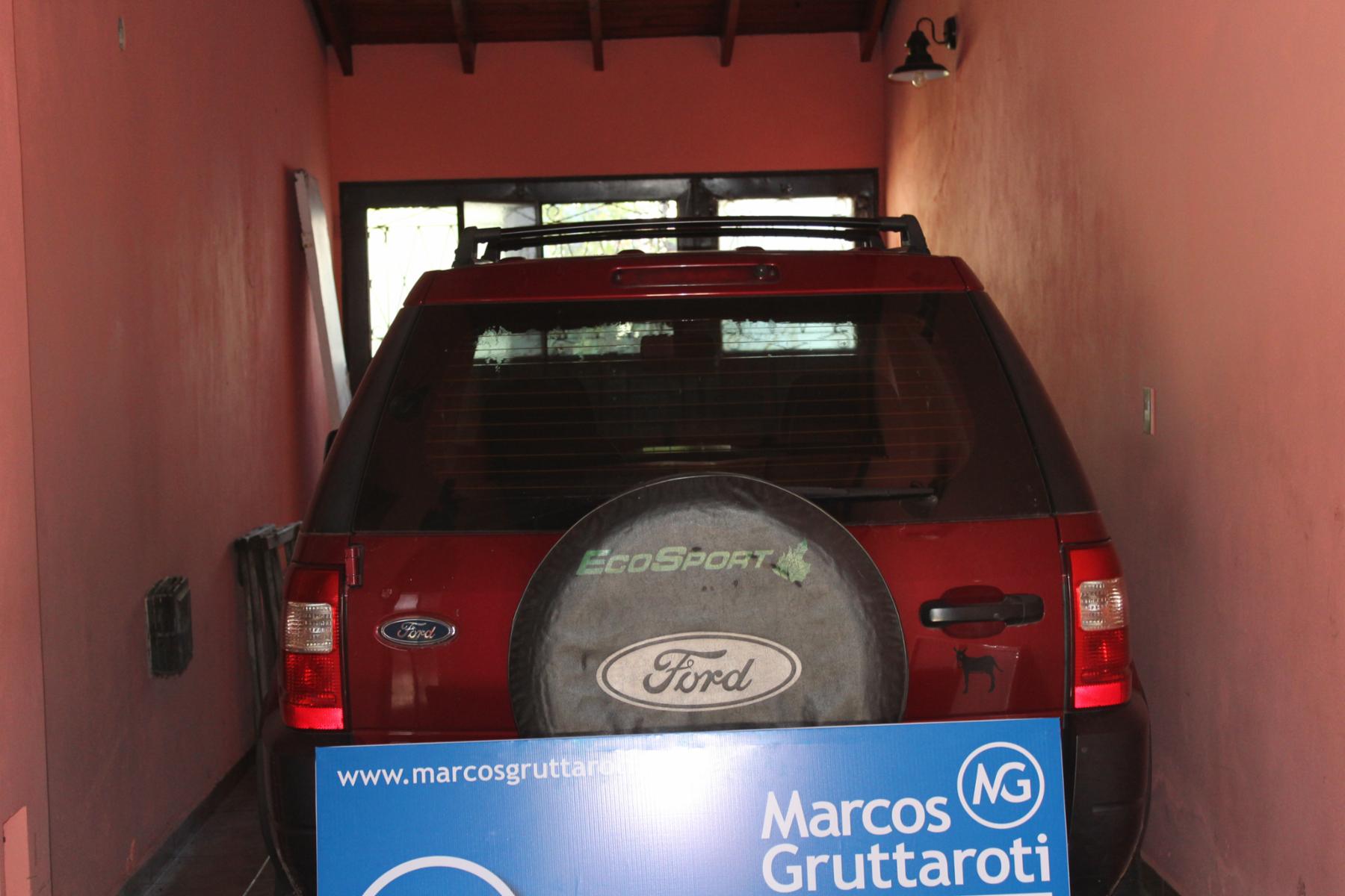 CHALET EN VILLA BOSCH DE 5 AMBIENTES FONDO LIBRE Y DEPTO. EN FONDO DE 2 AMB. — foto 10