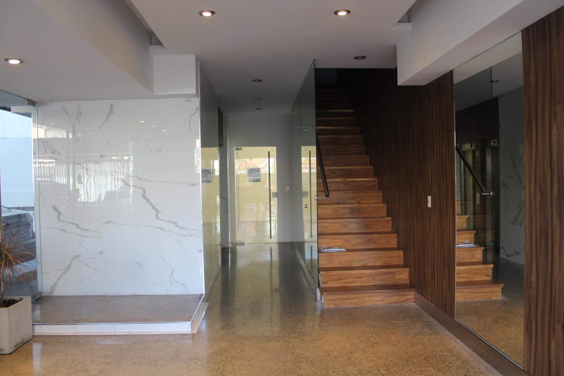 EXCELENTE DEPARTAMENTO DE 4 AMBIENTES piso 1. . EN VILLA BOSCH — foto 5