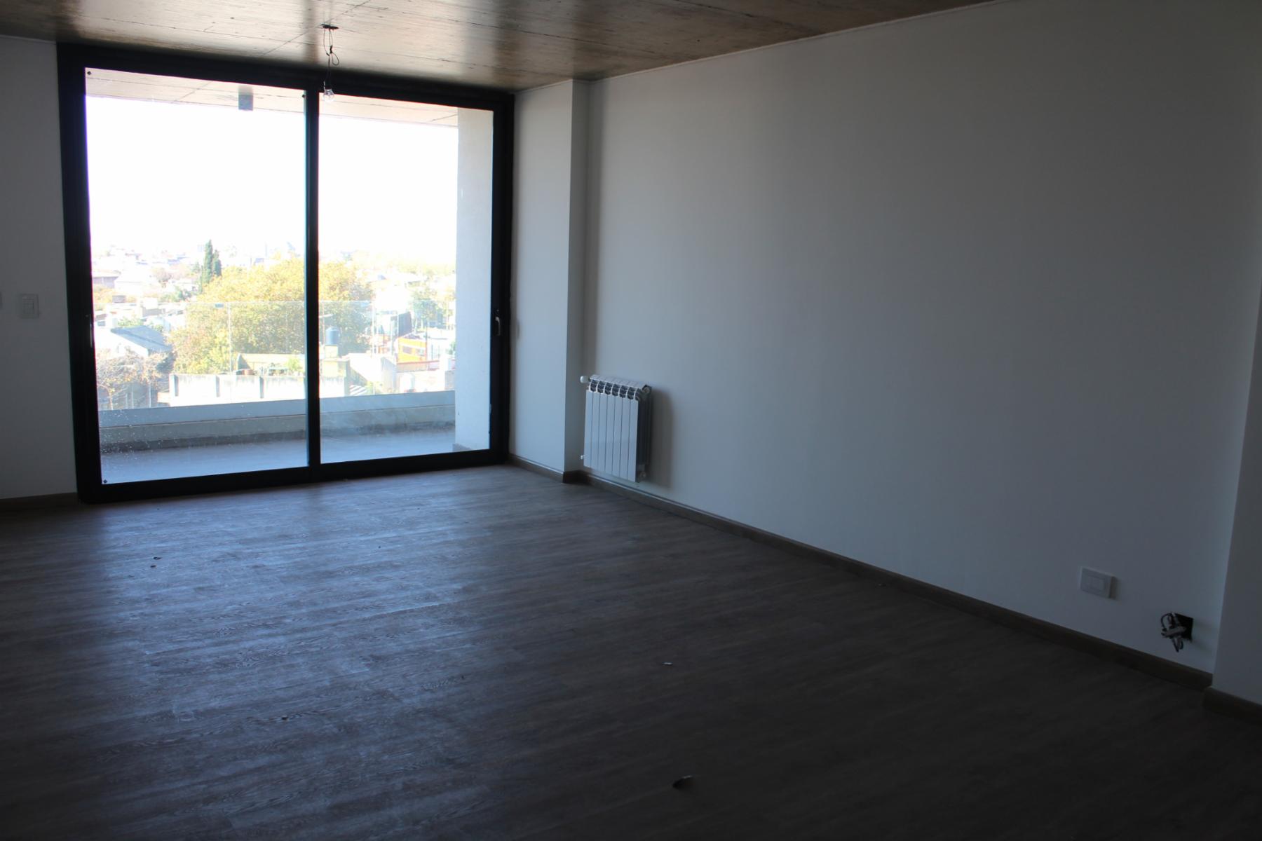 EXCELENTE DEPARTAMENTO DE 4 AMBIENTES piso 1. . EN VILLA BOSCH — foto 10