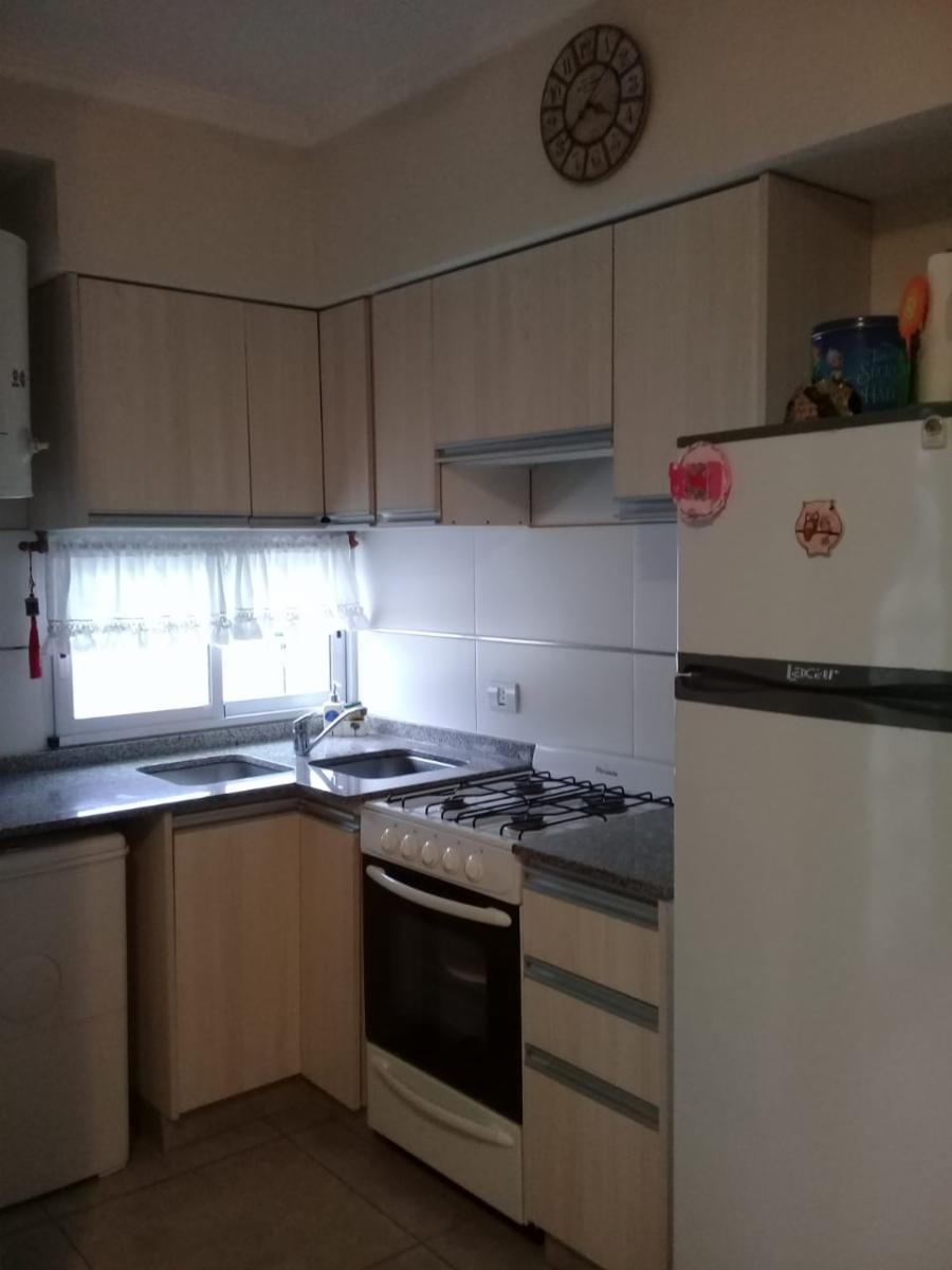 EXCELENTE DEPARTAMENTO DE DOS AMBIENTES PISO 1 CONTRA FRENTE — foto 12