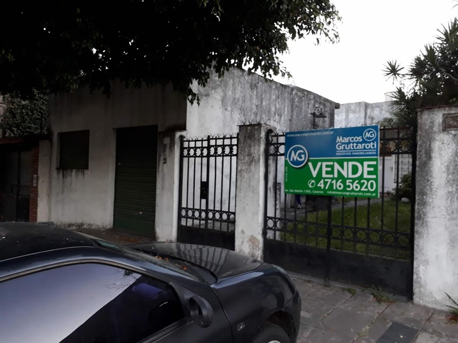 MUY BUENA CASA DE 3 AMBIENTES CON LOCAL — foto 12