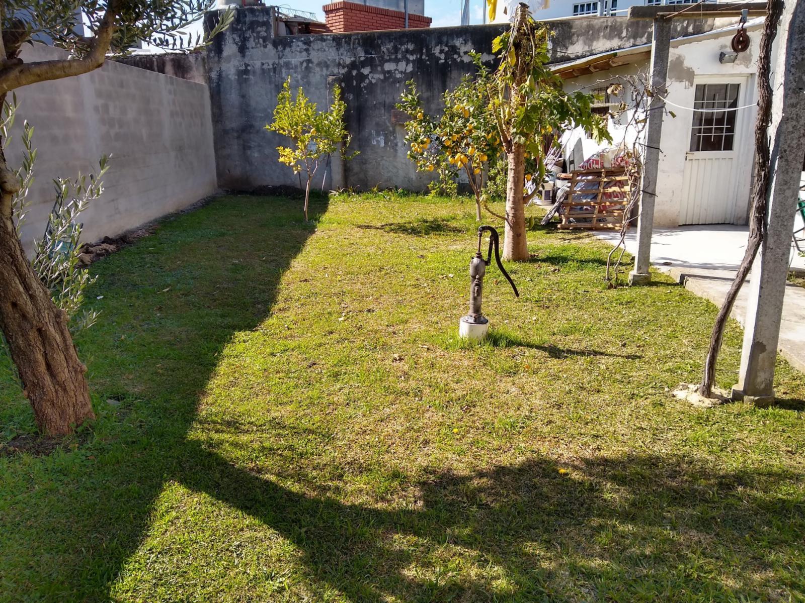 Casa en Lote Propio de 3 Ambientes en Villa Bosch