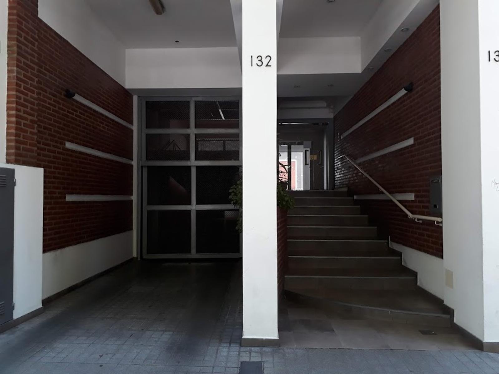 Ramos Mejía, EXCELENTE MONO AMBIENTE A MEDIA CUADRA DE ESTACIÓN RAMOS MEJÍA — foto 3