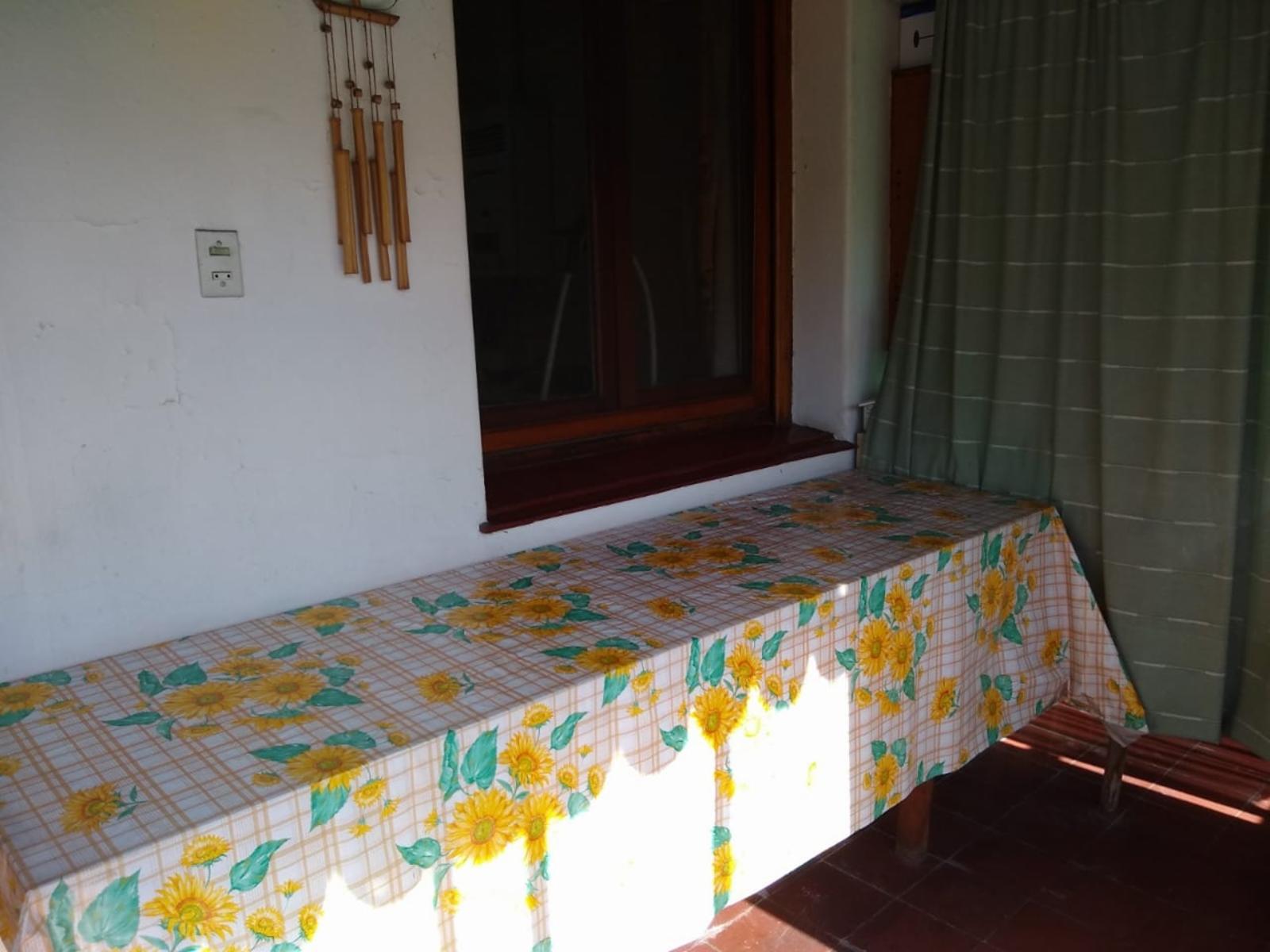 Casa de 3 Ambientes en Ciudad Jardín en excelente estado — foto 2