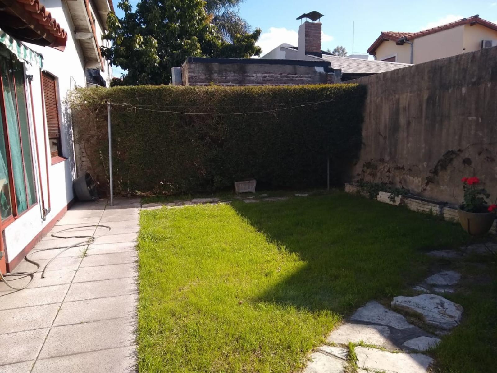 Casa de 3 Ambientes en Ciudad Jardín en excelente estado — foto 9