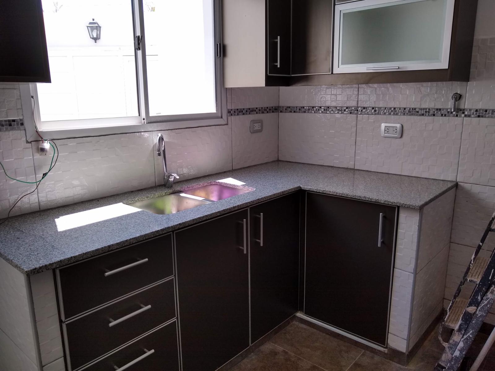 Casa de 3 ambientes con cochera y terraza en Caseros — foto 5