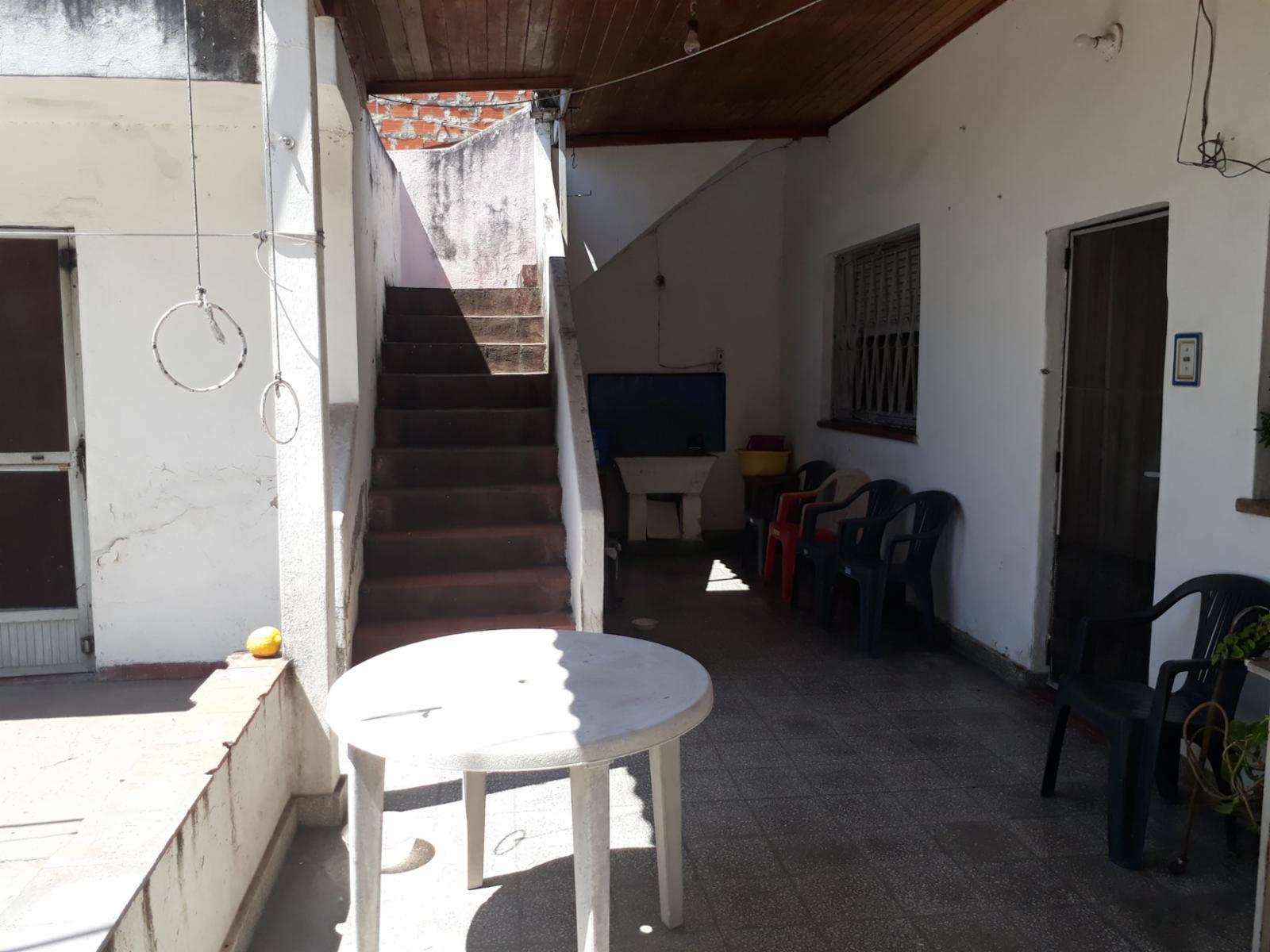 Excelente casa de 3 Ambientes en Loma Hermosa con fondo patio libre — foto 13
