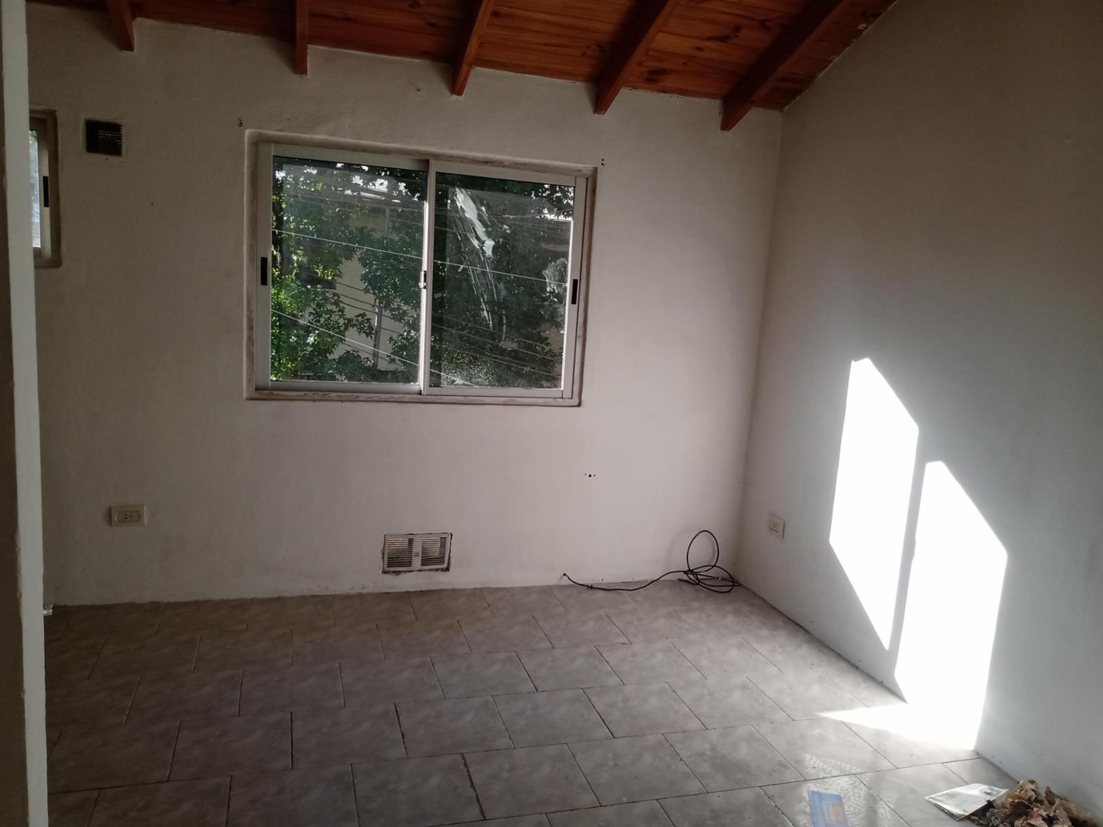 Departamento de 2 Ambientes en San Martín a una cuadra de Av. Balbin - 4