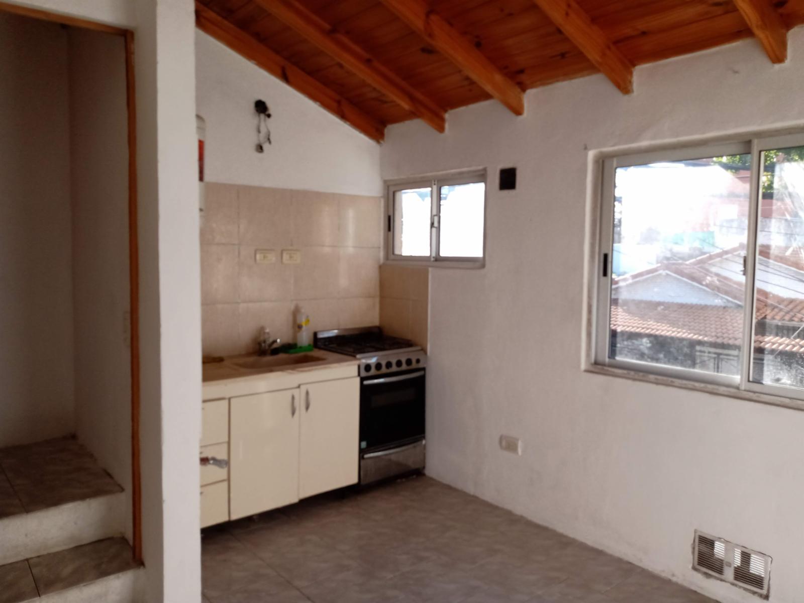 Departamento de 2 Ambientes en San Martín a una cuadra de Av. Balbin - 5
