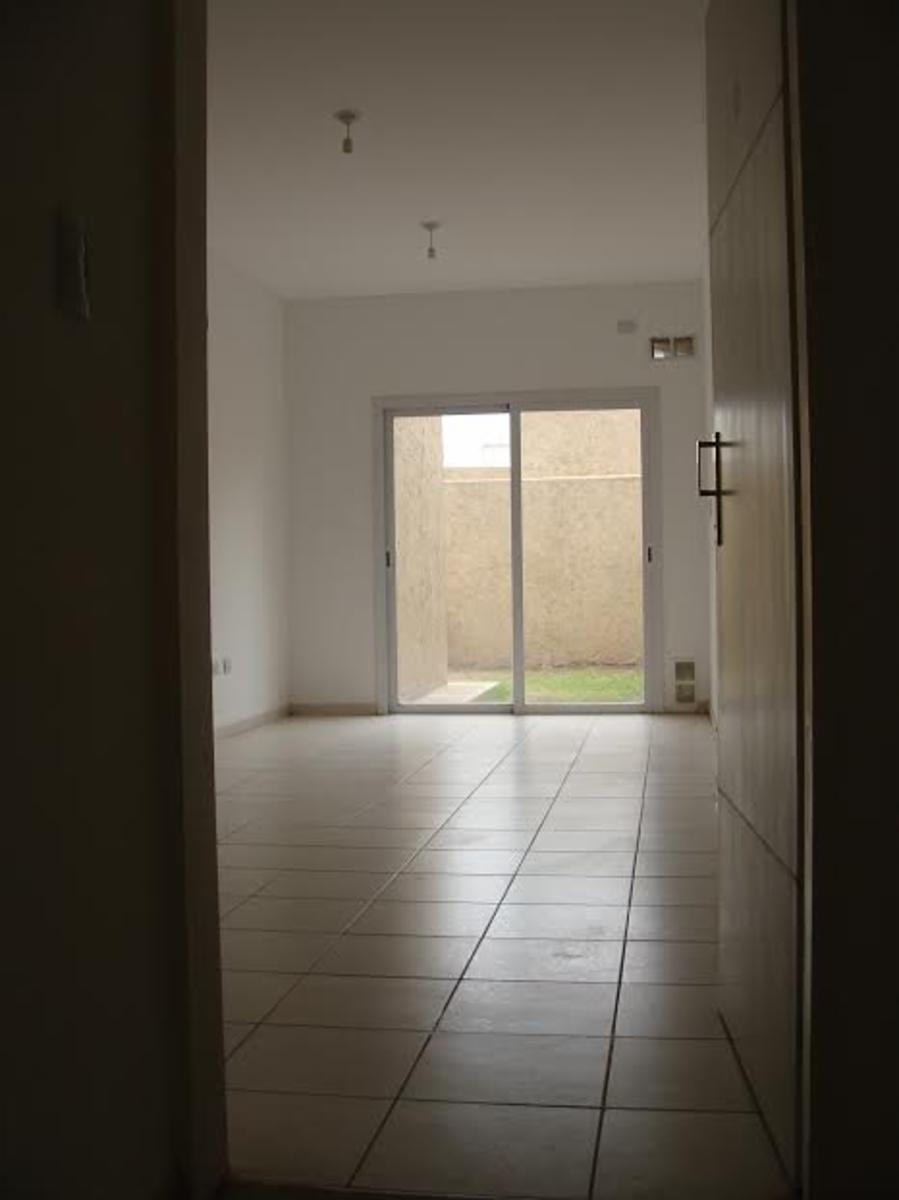 VENTA DEPARTAMENTO 2 DORMITORIOS CON PATIO — foto 8