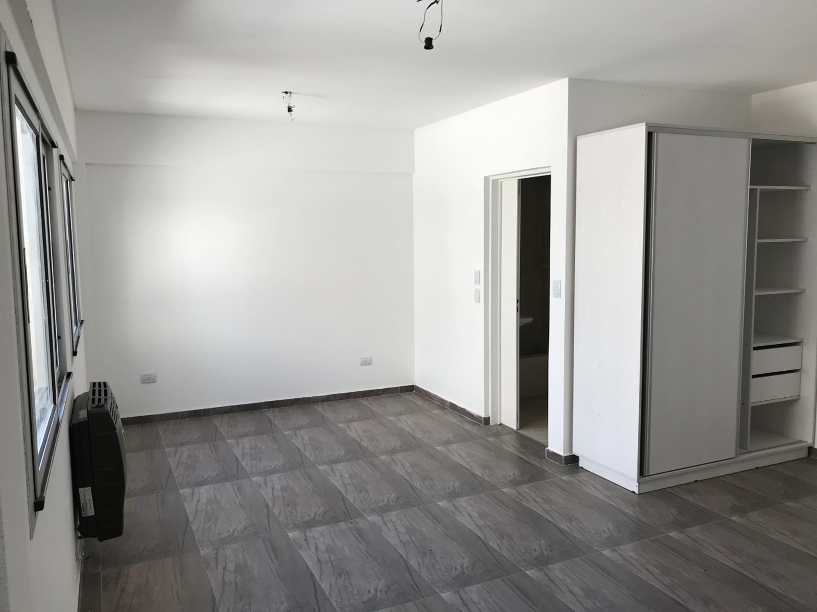 VILLA LURO. ZELADA 5200. HERMOSO DEPARTAMENTO TIPO PH
