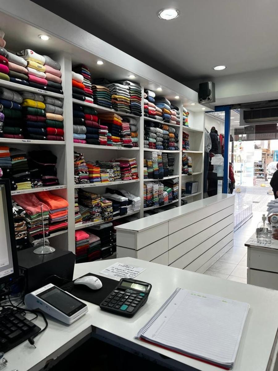 LANUS - VENTA LOCAL EN PEATONAL 9 DE JULIO 1100 — foto 4