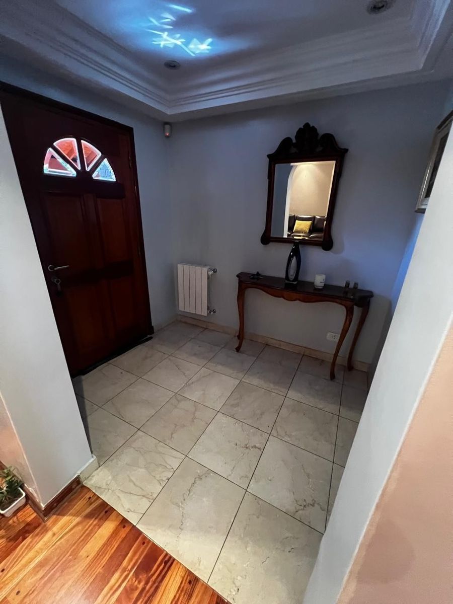 VALENTIN ALSINA - PALLARES 1500. CHALET 4 AMBIENTES — foto 7