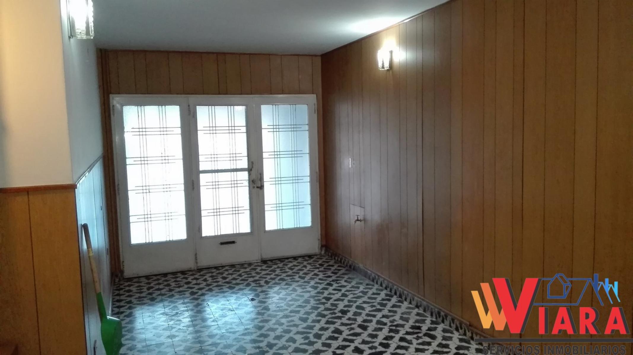 Casa amplia en venta - 1