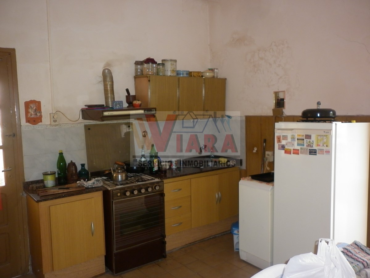 VENDO CASA CON LOCAL COMERCIAL CENTRICO - 2