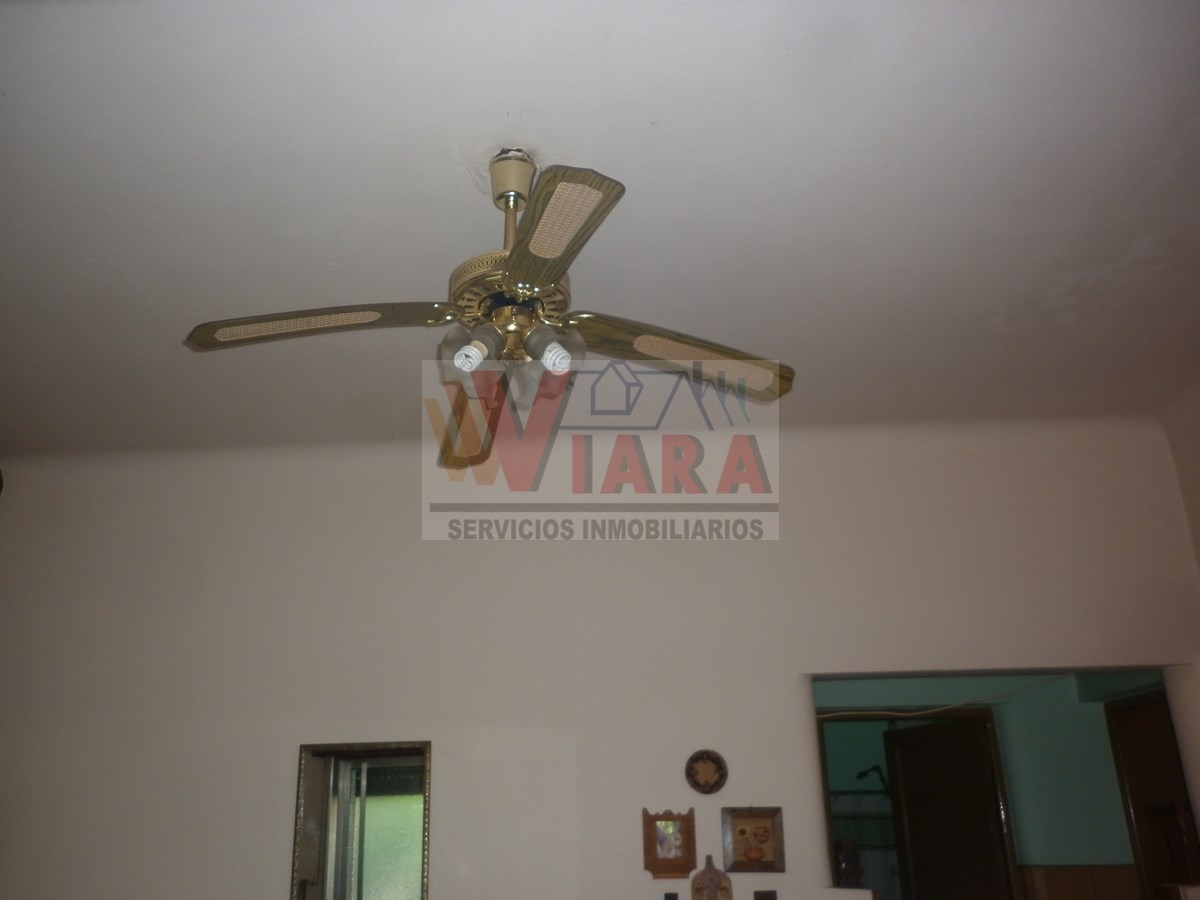 VENDO CASA CON LOCAL COMERCIAL CENTRICO - 9