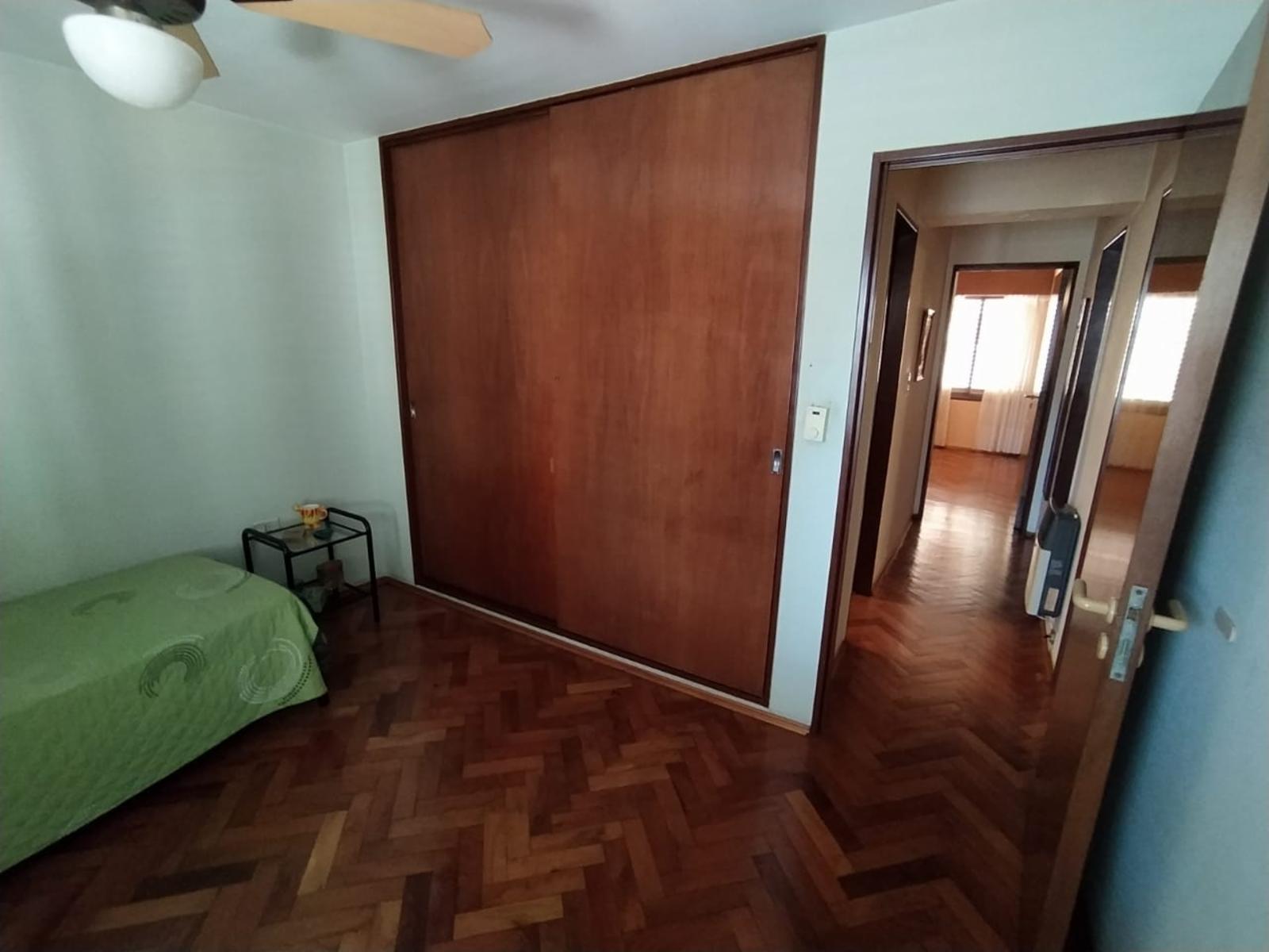 Centro, semipiso 3 dormitorios acepto dpto como parte de pago — foto 13
