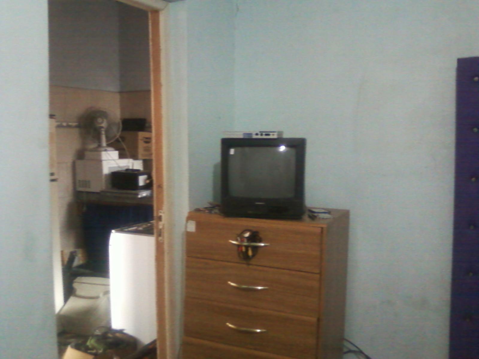 CASA CON LOCAL COMERCIAL IDEAL PARA 2 FAMILIAS en Glew Este — foto 9