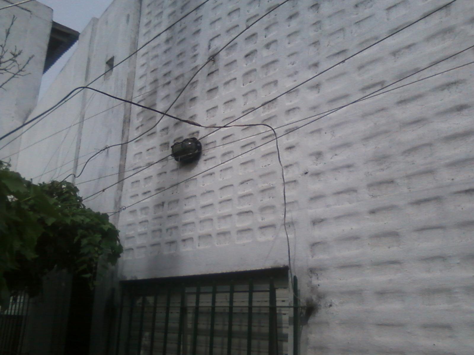 CASA CON LOCAL COMERCIAL IDEAL PARA 2 FAMILIAS en Glew Este — foto 14