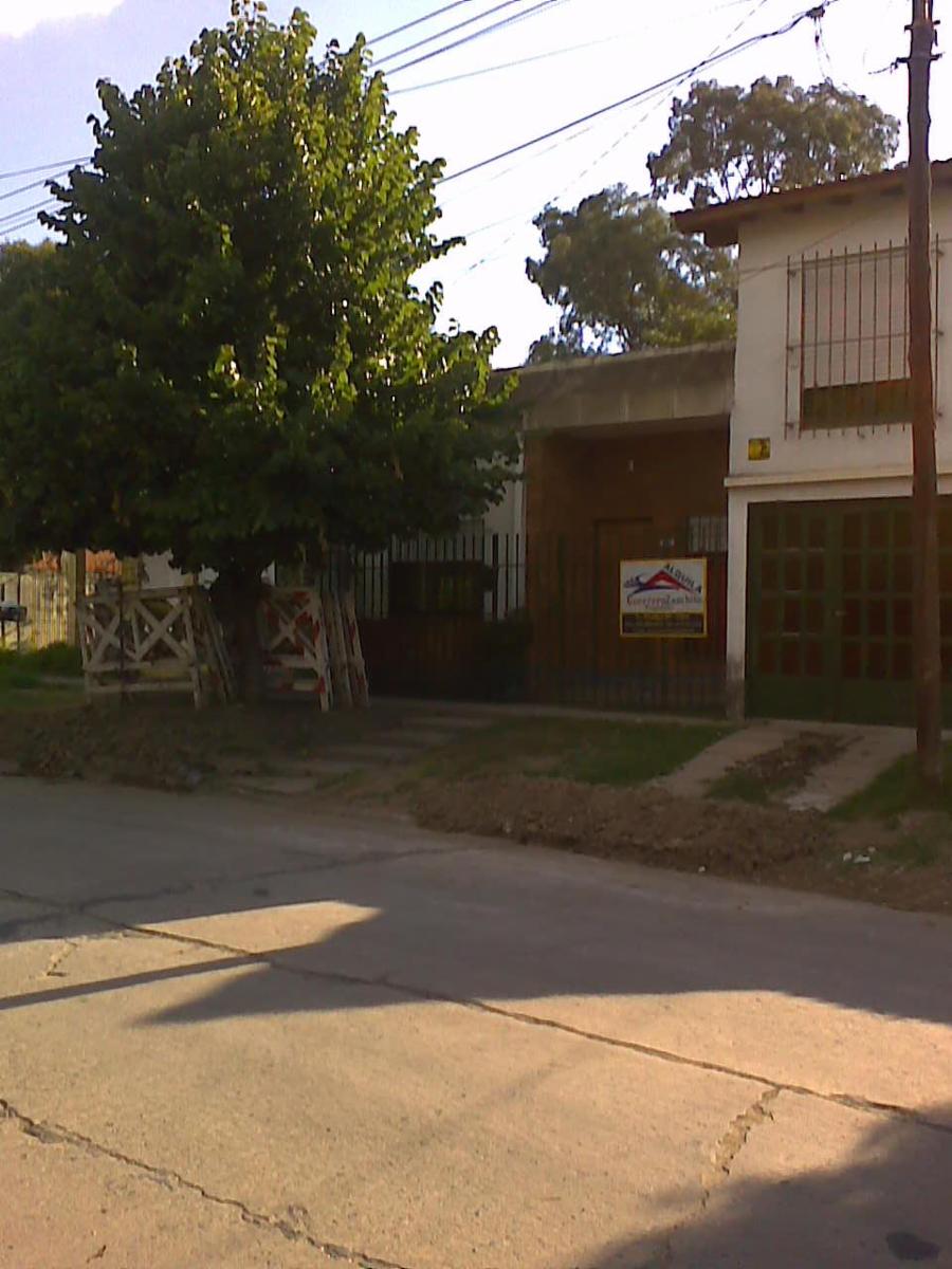 PRECIO REBAJADO, OFERTA MUY LINDA PROPIEDAD EN ITUZAINGÓ NORTE A 10 CUADRAS DE ESTACIÓN
