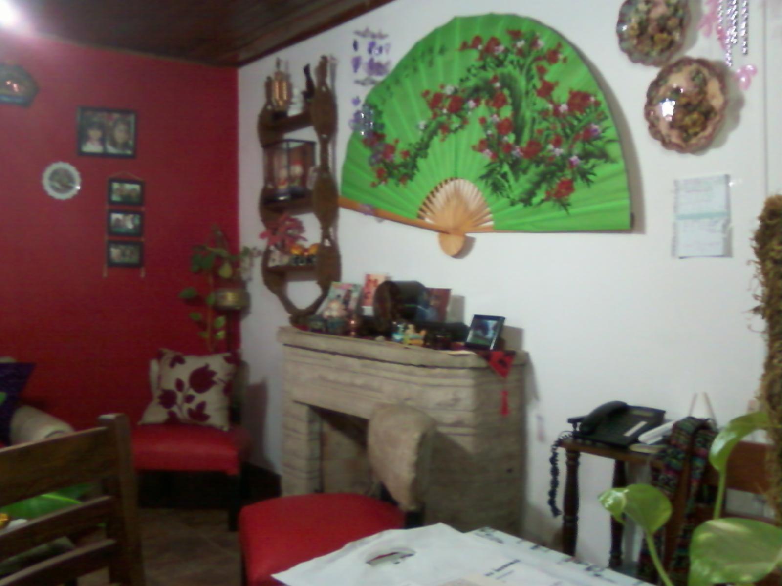 CASA EN BUEN ESTADO CON UN DEPARTAMENTO INDEPENDIENTE EN SU FRENTE — foto 2