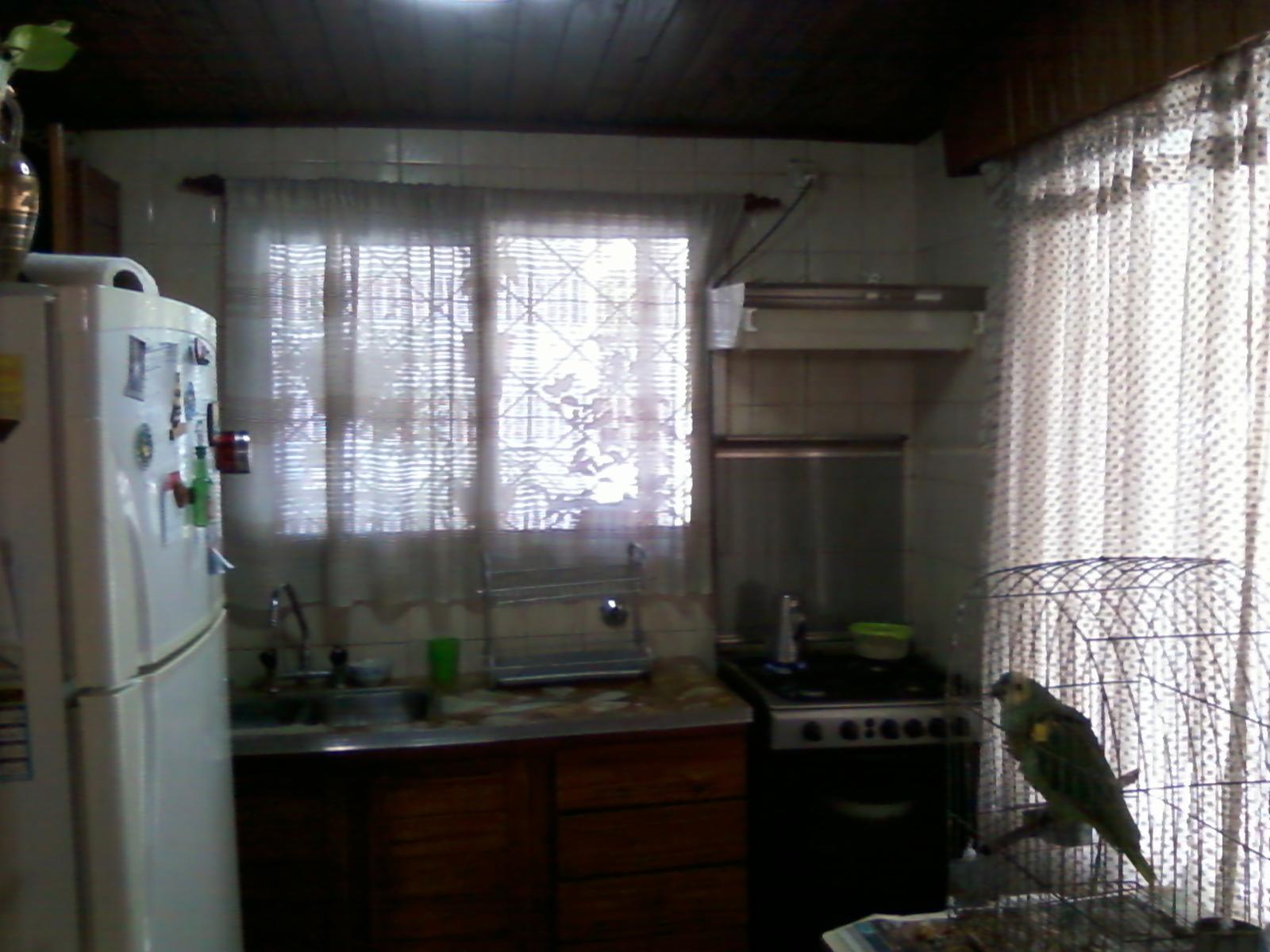 CASA EN BUEN ESTADO CON UN DEPARTAMENTO INDEPENDIENTE EN SU FRENTE — foto 10