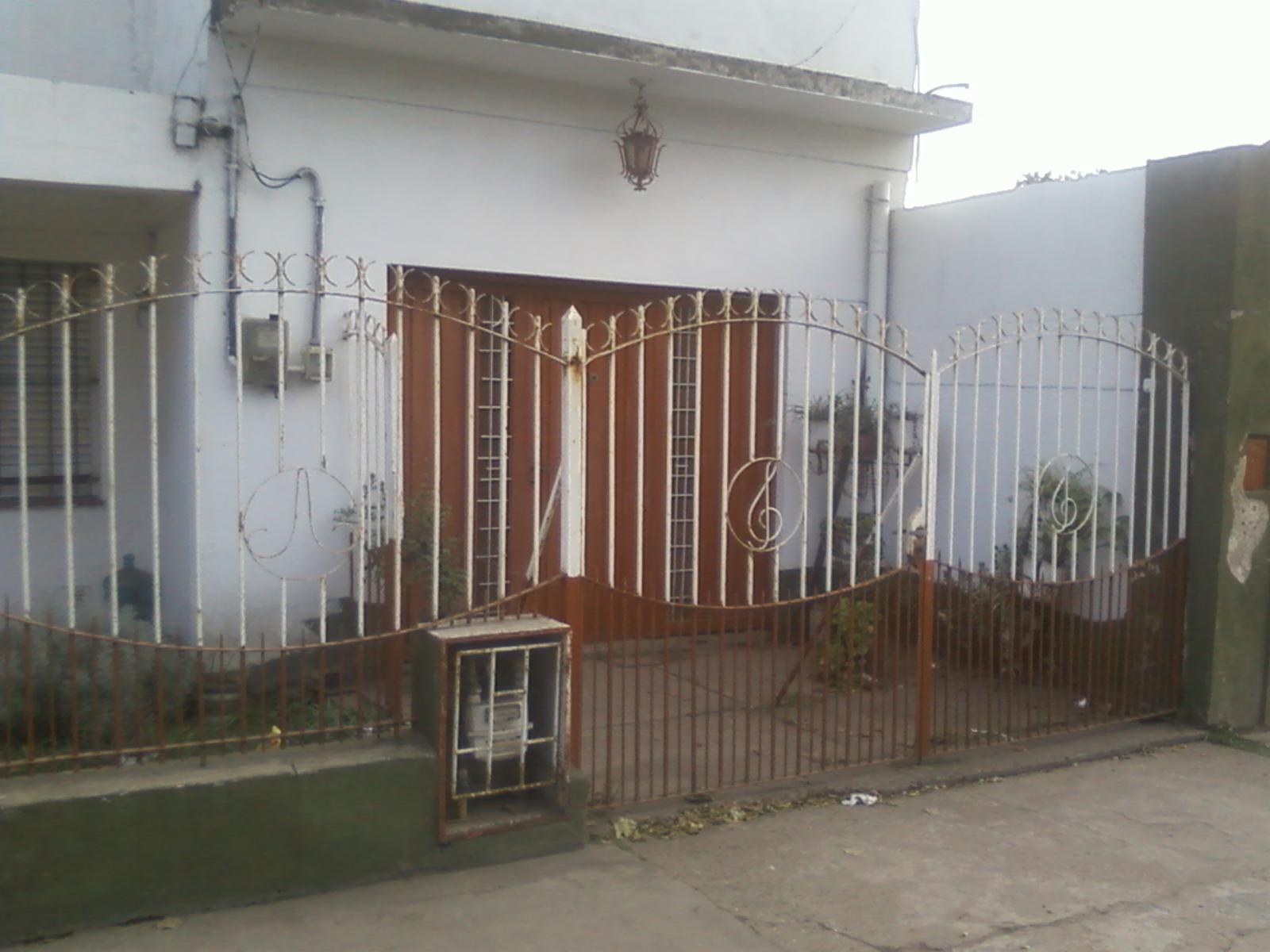 Casa americana en buen estado con 2 dormitorios en Barrio Almafuerte — foto 3