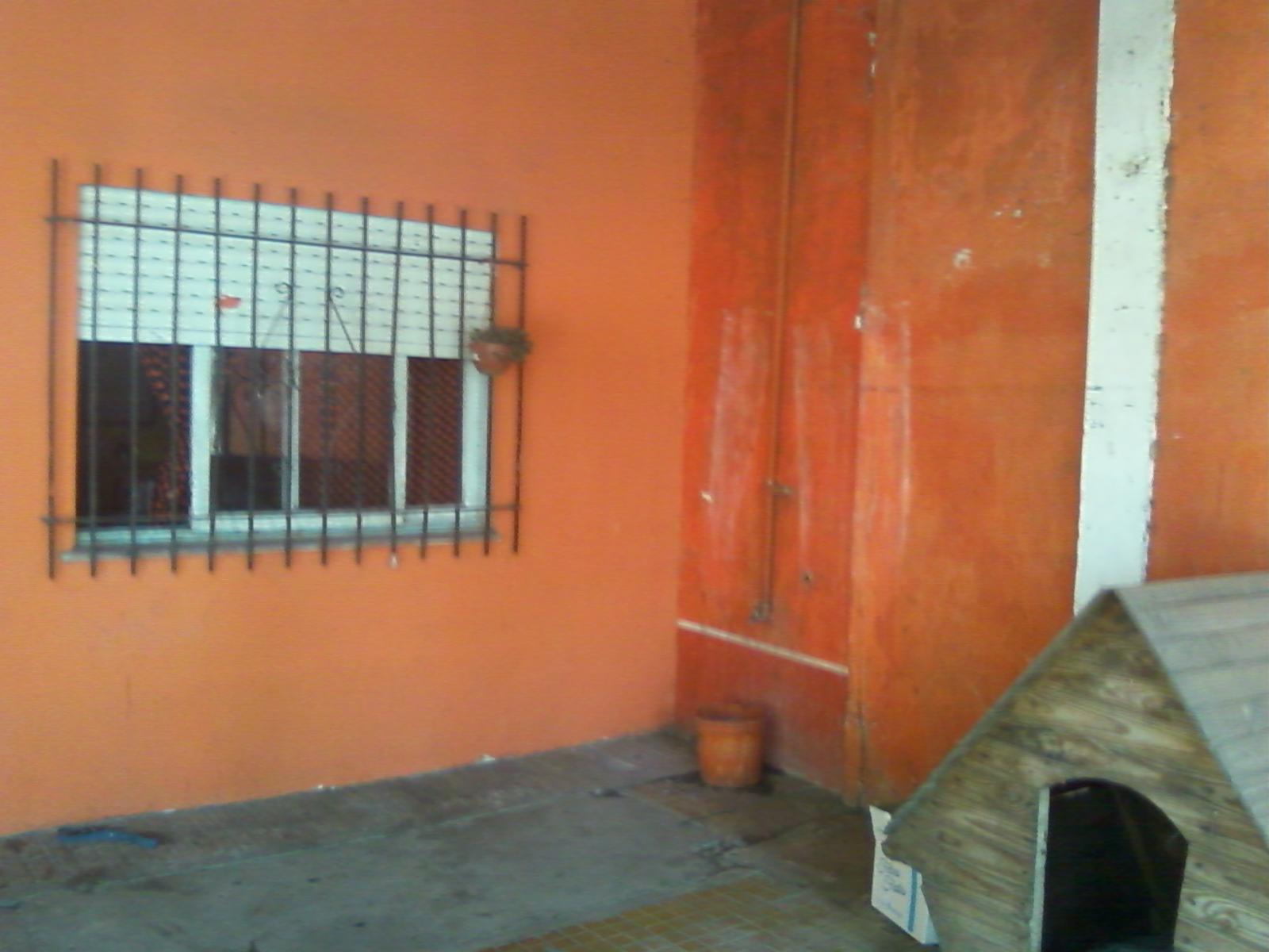 Casa Americana a refaccionar en Glew con buena ubicación y escritura. — foto 3