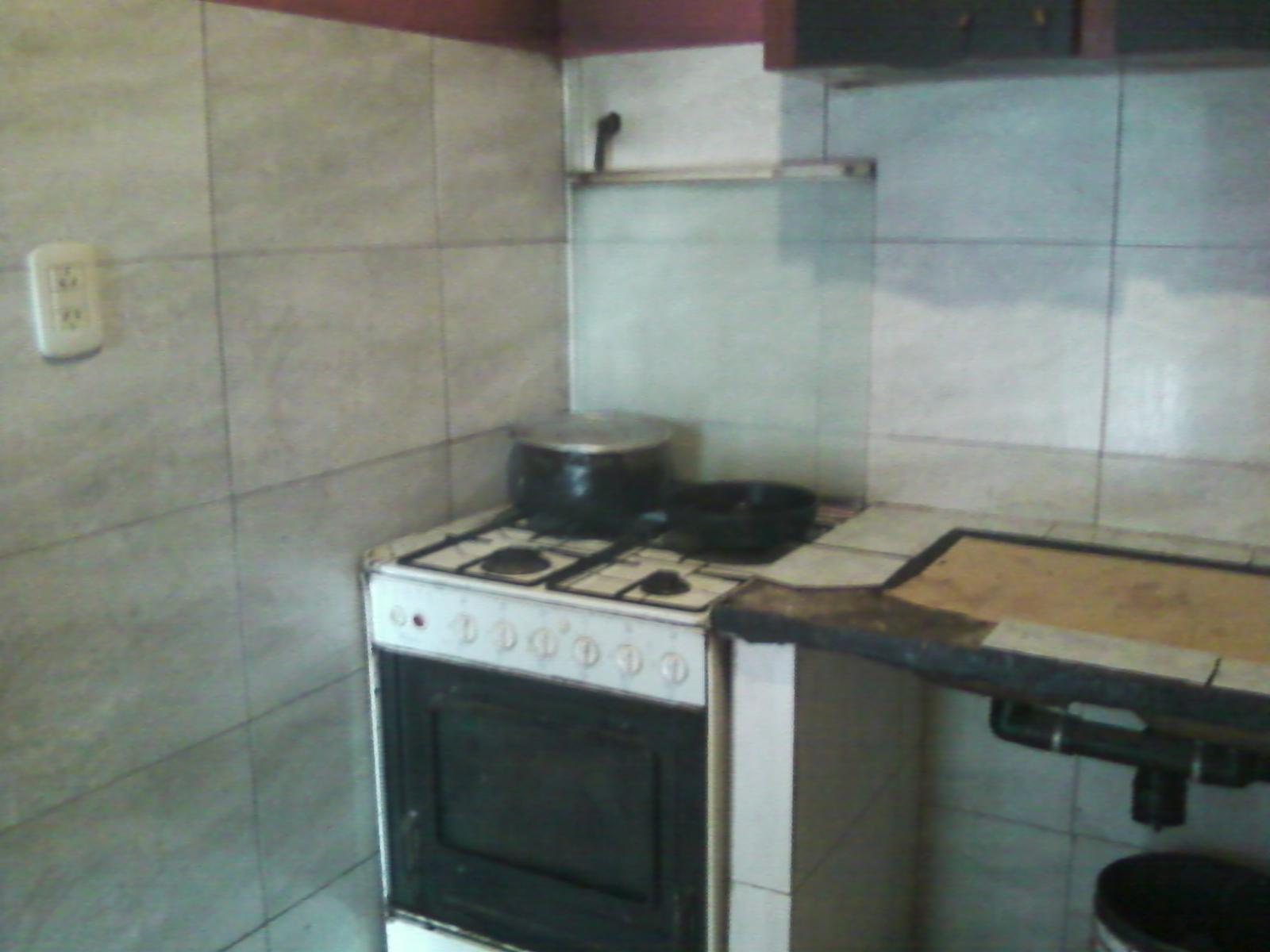 Casa Americana a refaccionar en Glew con buena ubicación y escritura. — foto 9