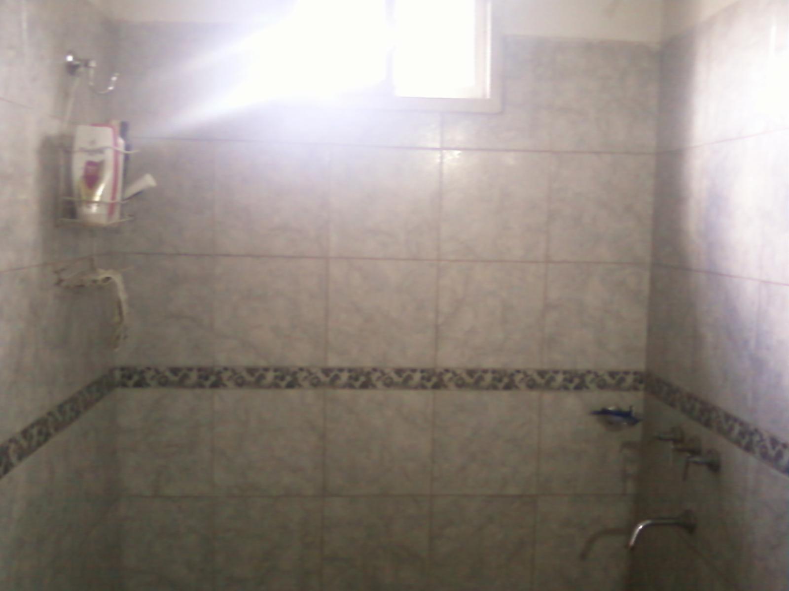 Casa Americana a refaccionar en Glew con buena ubicación y escritura. — foto 11