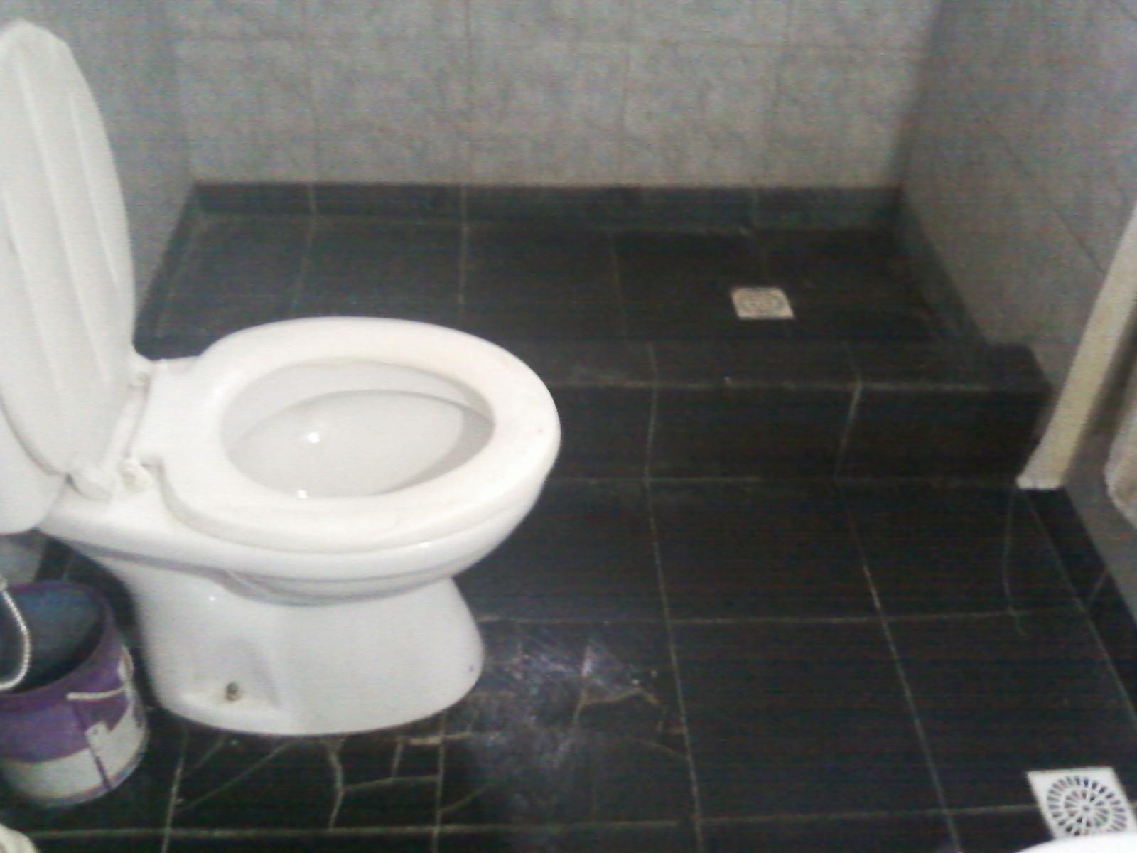 Casa Americana a refaccionar en Glew con buena ubicación y escritura. — foto 12