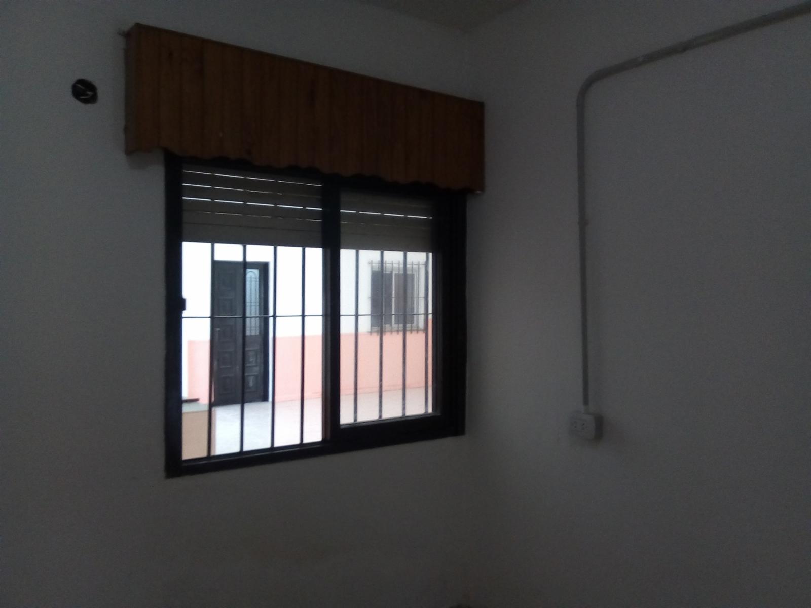 OFERTA Casa grande para dos familias en VENTA en Burzaco, cerca delClub Pucará y Supermercado Changomas — foto 10