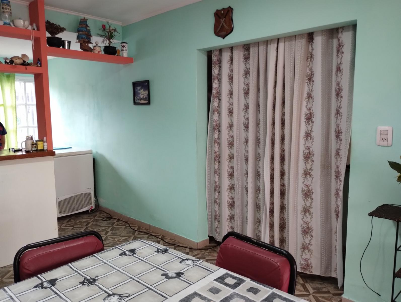 Casa en VENTA o PERMUTA en Barrio Santa Ana de Glew. — foto 2