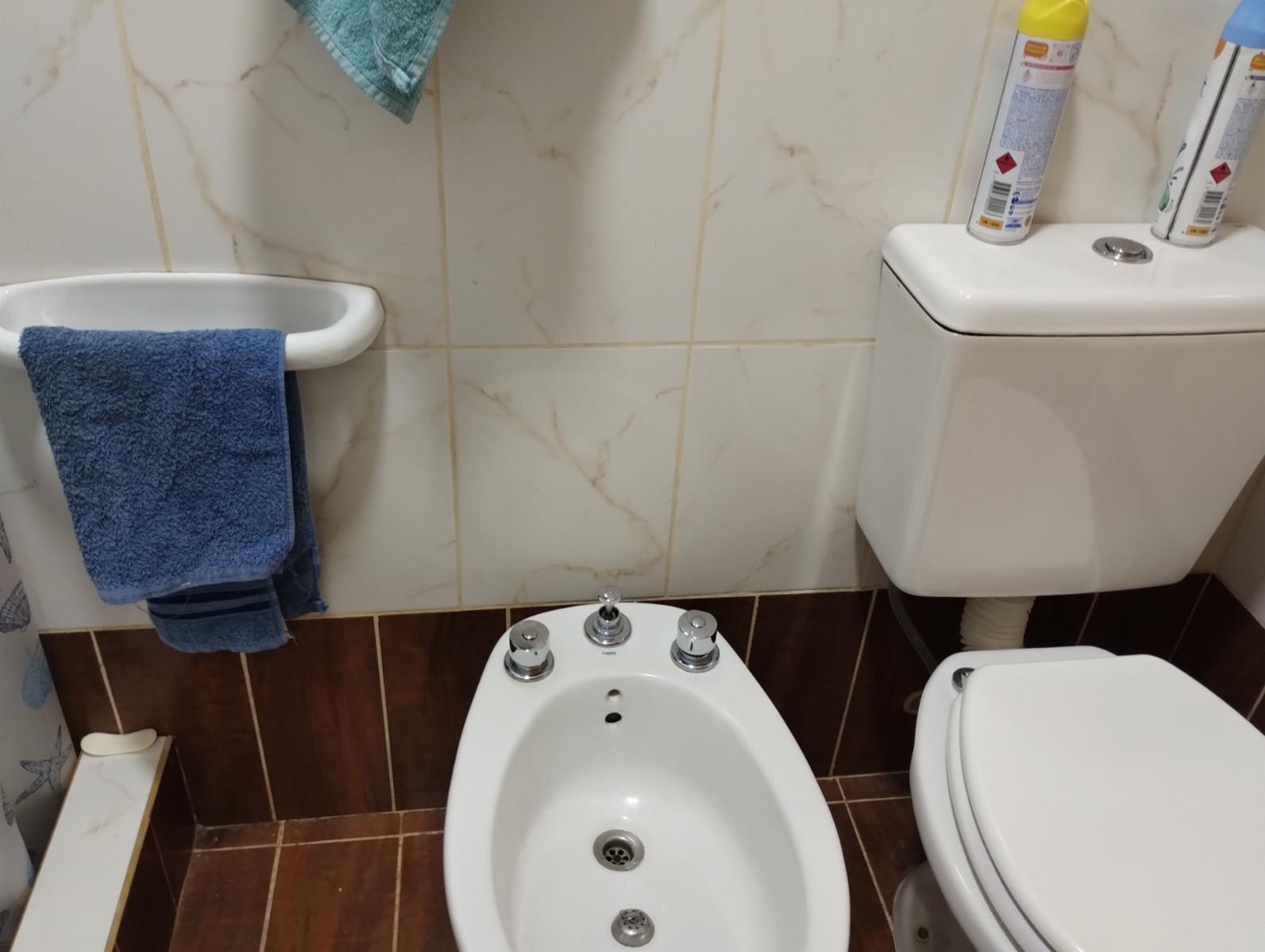 Casa en VENTA o PERMUTA en Barrio Santa Ana de Glew. — foto 6
