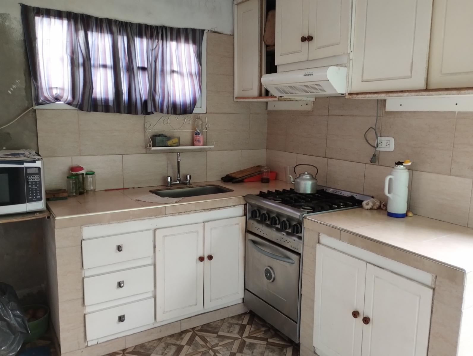 Casa en VENTA o PERMUTA en Barrio Santa Ana de Glew. — foto 12