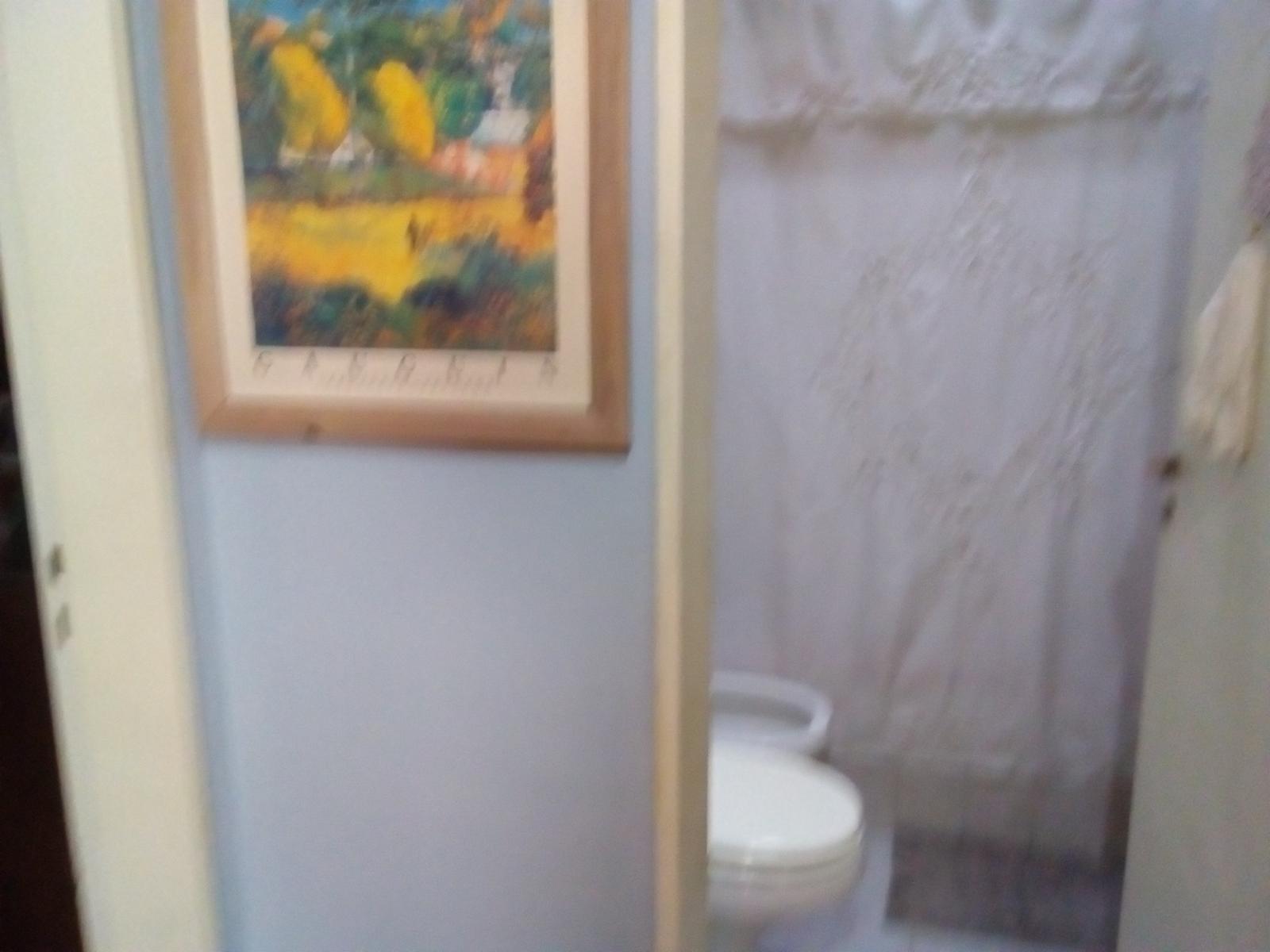 Casa en VENTA sobre calle asfaltada a pocas cuadras de la estación de Glew. — foto 8