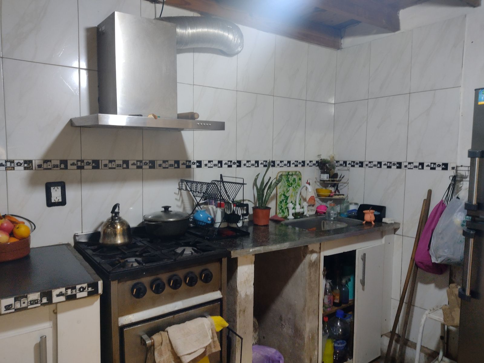 Casa en VENTA en Glew con 4 dormitorios, 3 baños y parque con escritura. — foto 5