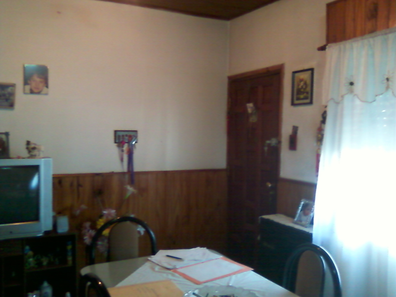 Casa americana en buen estado a pocas cuadras de la estación APTA CRÉDITO HIPOTECARIO — foto 3