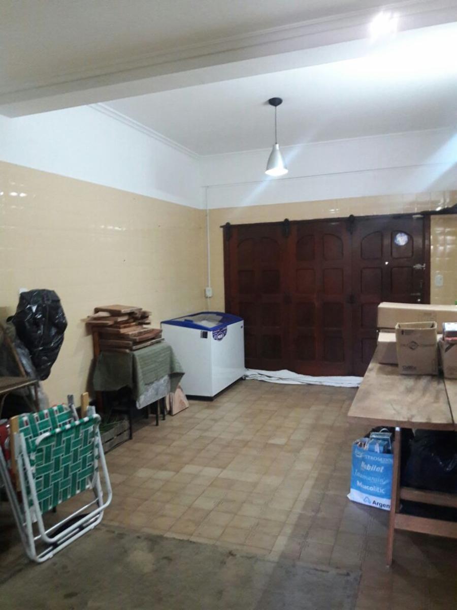 Casa sobre lote de 8.66x26 en 3 plantas con PARQUE Y PISCINA. Excelente construccion. MENDOZA 2500 — foto 6