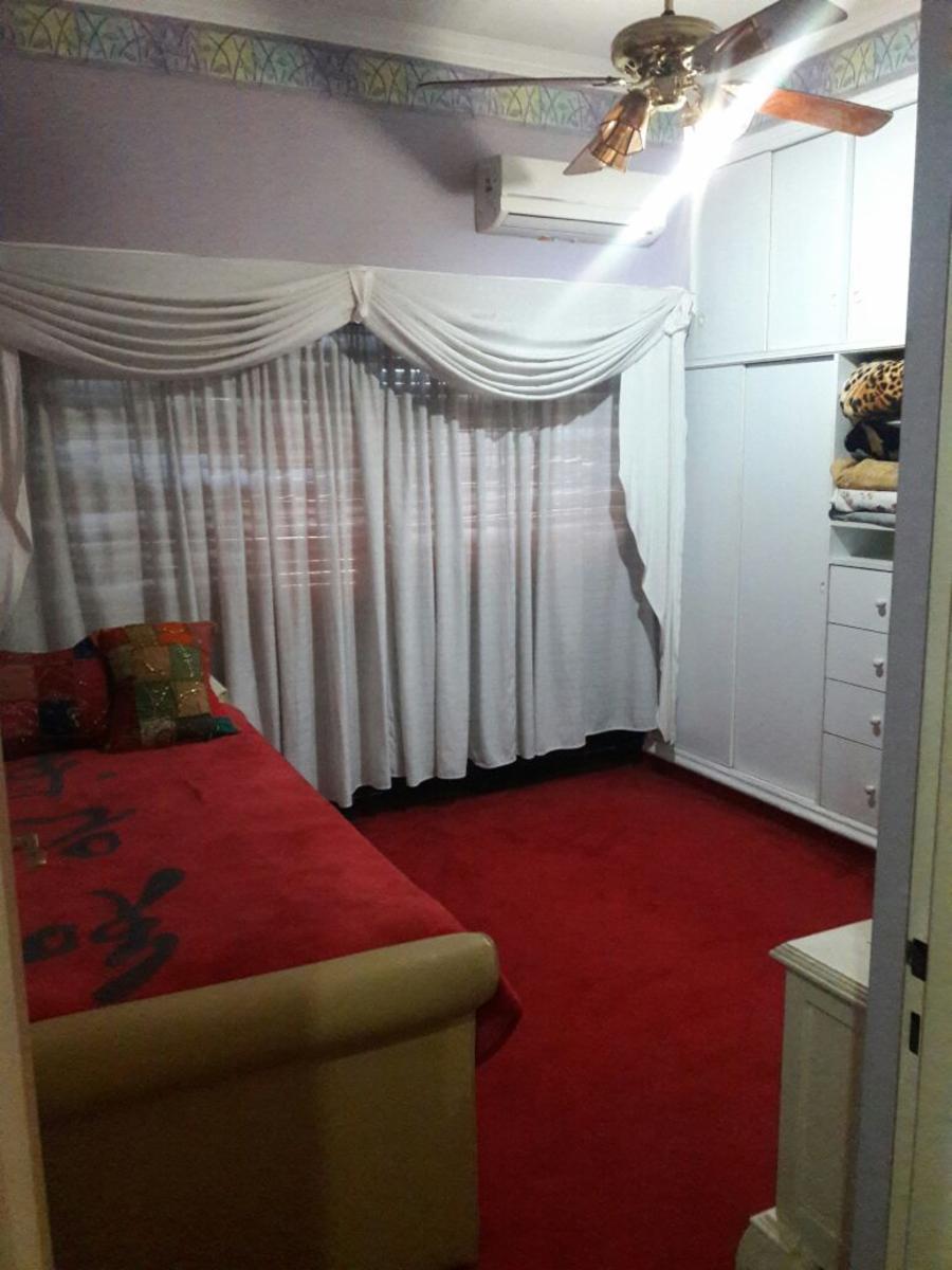 Casa sobre lote de 8.66x26 en 3 plantas con PARQUE Y PISCINA. Excelente construccion. MENDOZA 2500 — foto 14