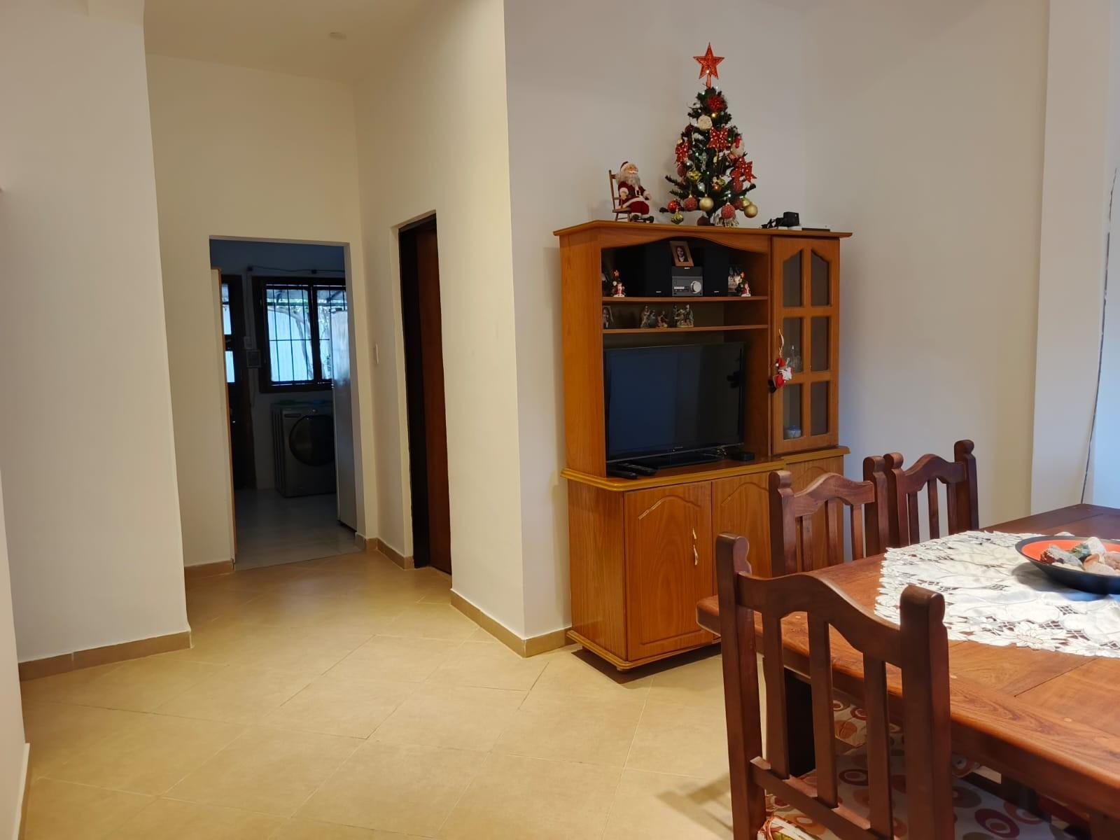 DOS CASAS SOBRE MISMO LOTE APTA CREDITO — foto 2