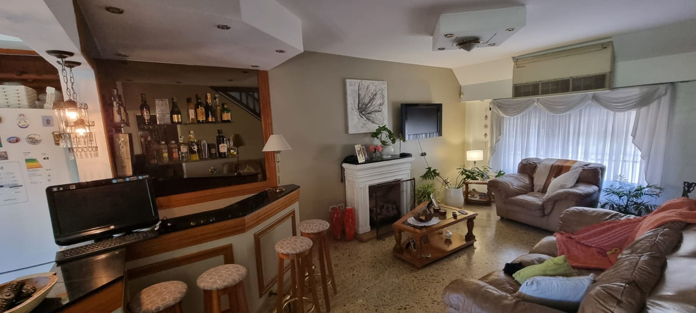 Casa en 2 plantas 4 ambientes con quincho ACEPTA DEPARTAMENTO EN PARTEDE PAGO1 — foto 2