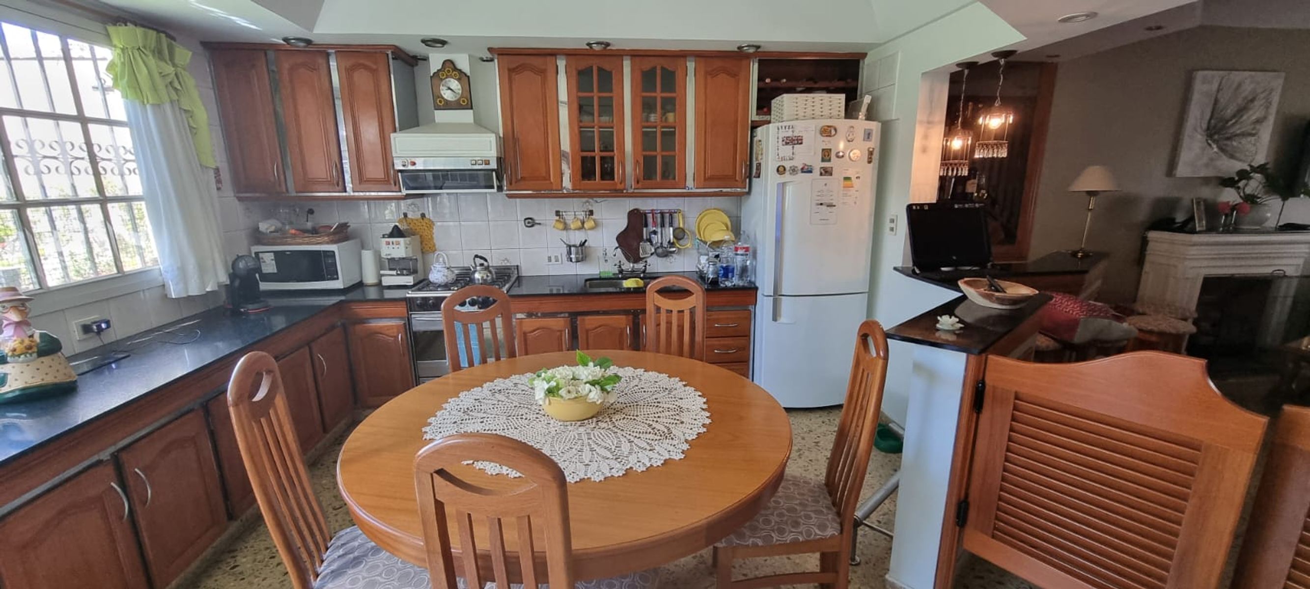 Casa en 2 plantas 4 ambientes con quincho ACEPTA DEPARTAMENTO EN PARTEDE PAGO1 — foto 5