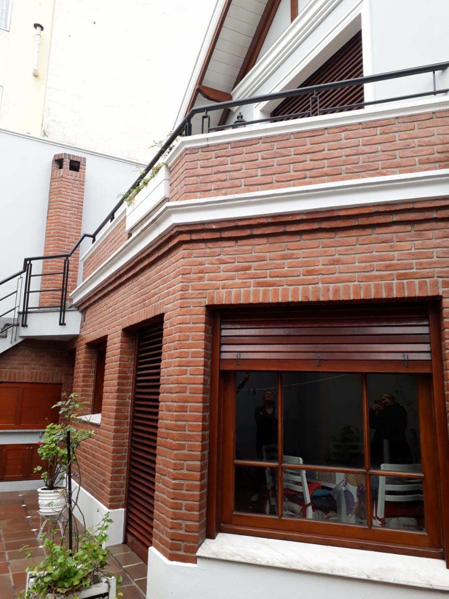 CASA 5 AMB. c/2 coch. Excelente e impecable S/lote propio en Lanusita. USO COMERCIAL O VIVIENDA. — foto 5