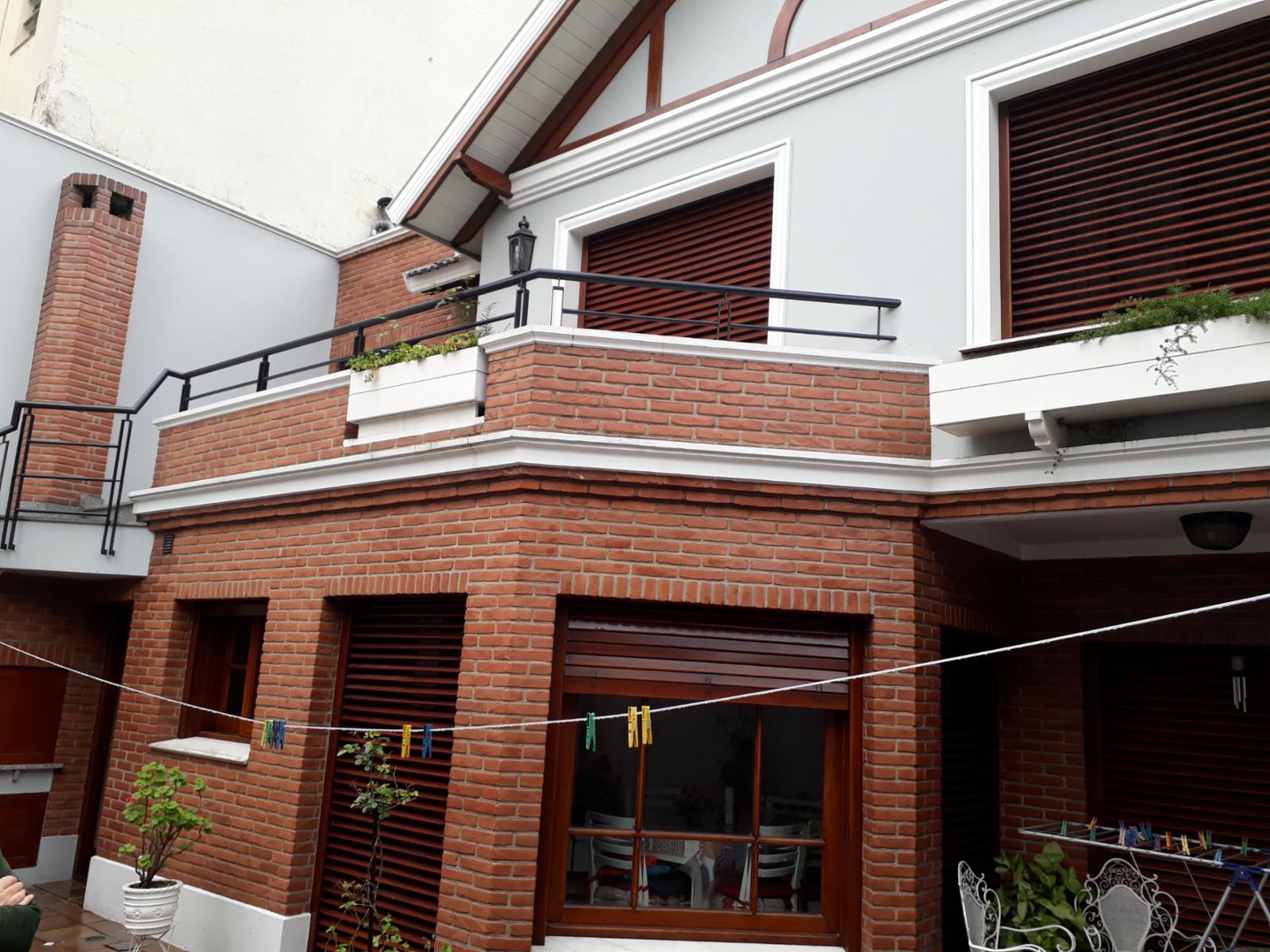 CASA 5 AMB. c/2 coch. Excelente e impecable S/lote propio en Lanusita. USO COMERCIAL O VIVIENDA. — foto 6