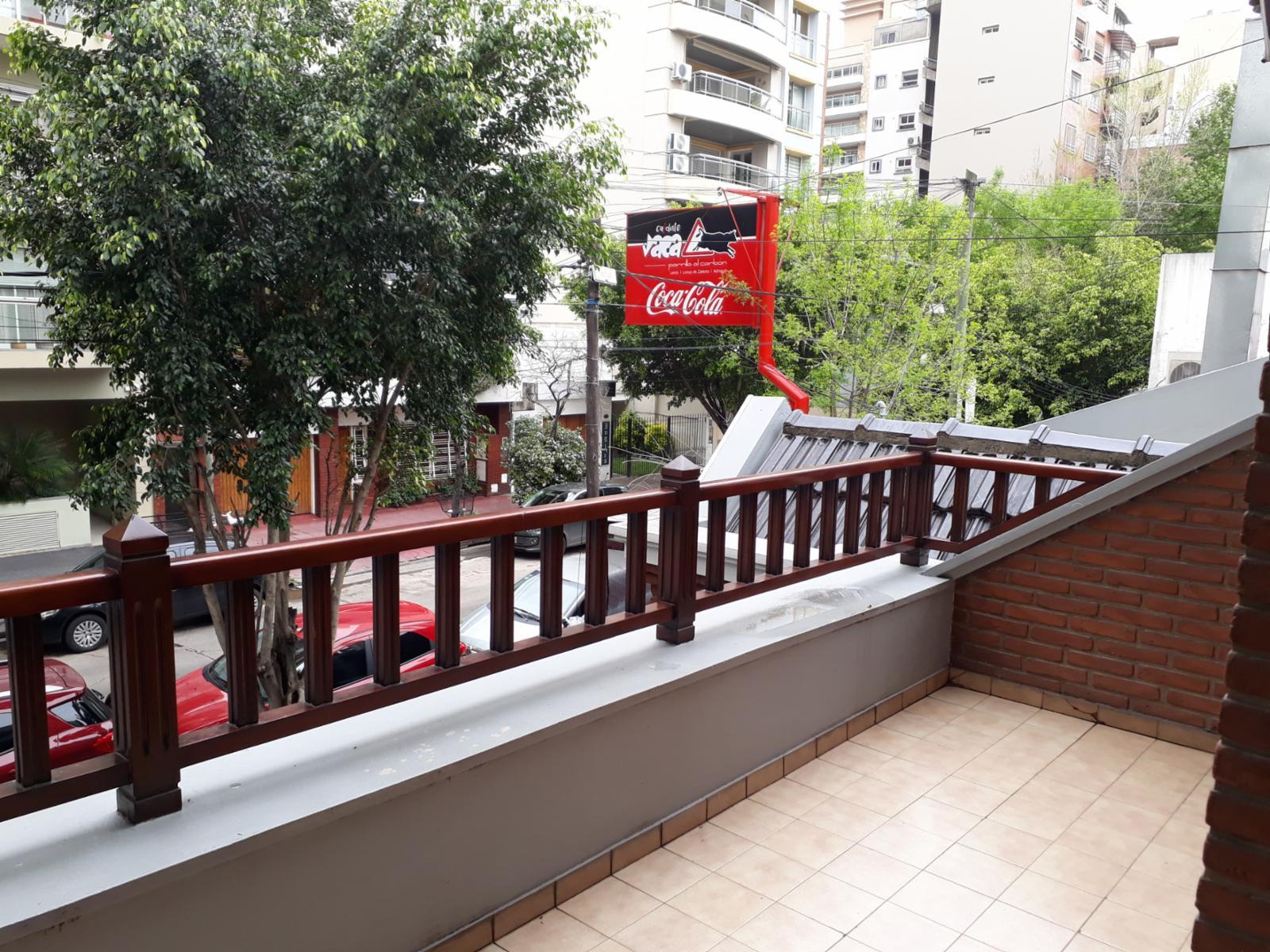 CASA 5 AMB. c/2 coch. Excelente e impecable S/lote propio en Lanusita. USO COMERCIAL O VIVIENDA. — foto 11