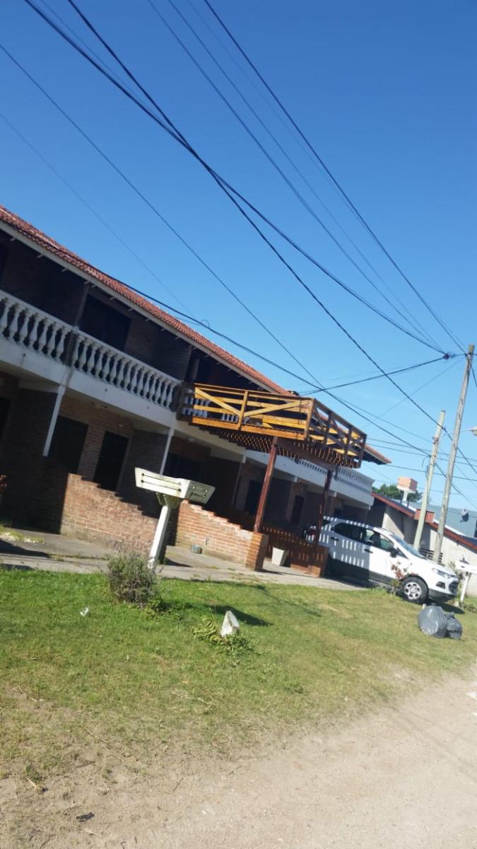 DUPLEX 3 AMBIENTES CON COCHERA — foto 10