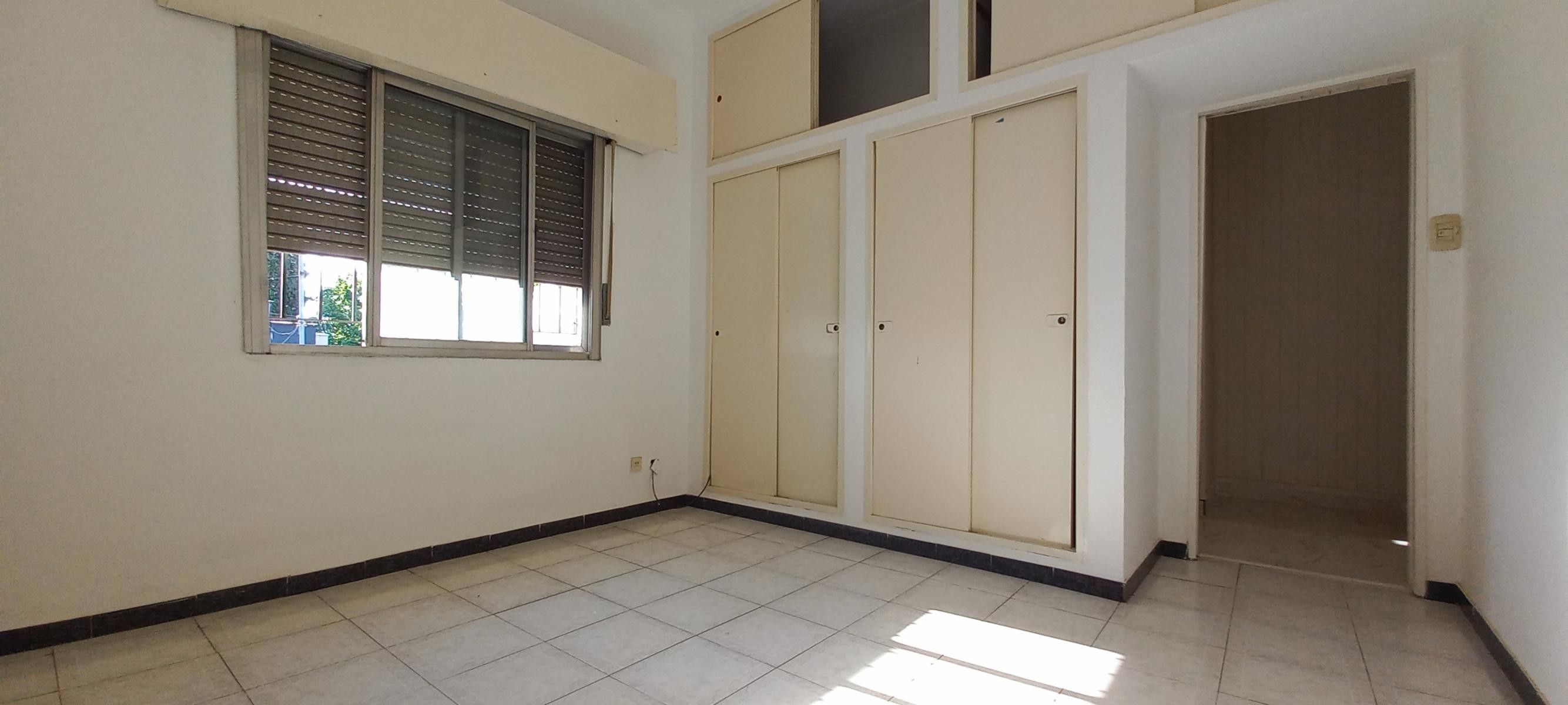 DEPARTAMENTO PH reciclado de 2 amb. posibilidad de 3 amb. con terraza propia. Sin expensas. en venta Lanus O. — foto 9